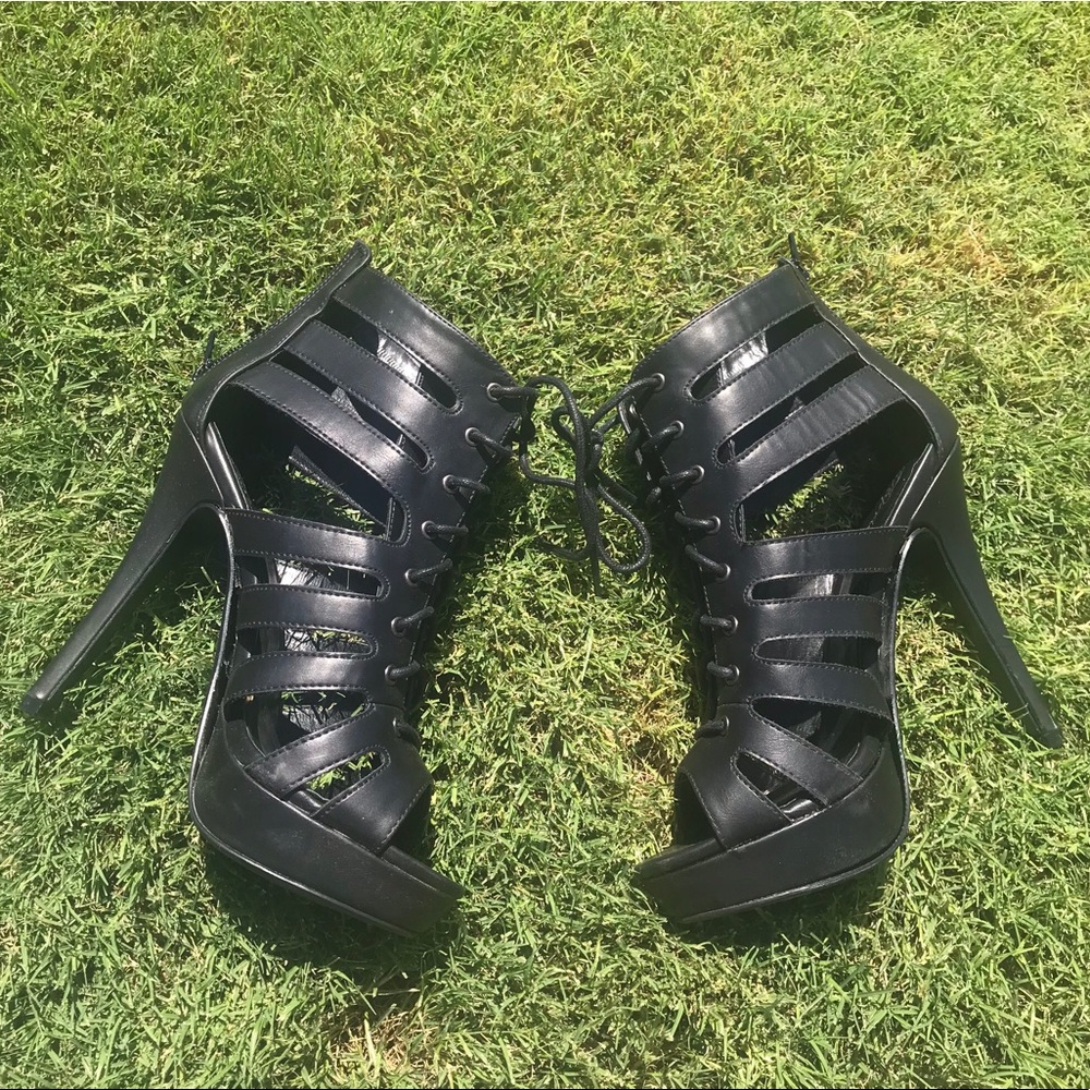 Black High heels